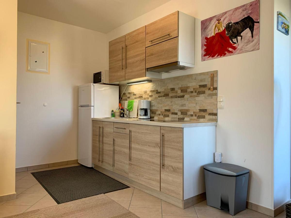Apartments 4Mios Razanac Ngoại thất bức ảnh