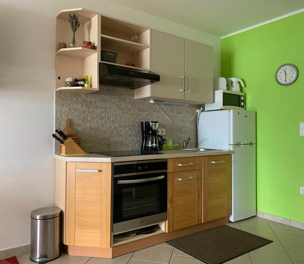 Apartments 4Mios Razanac Ngoại thất bức ảnh