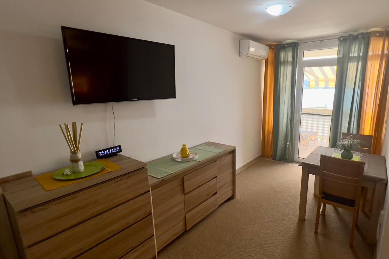 Apartments 4Mios Razanac Ngoại thất bức ảnh