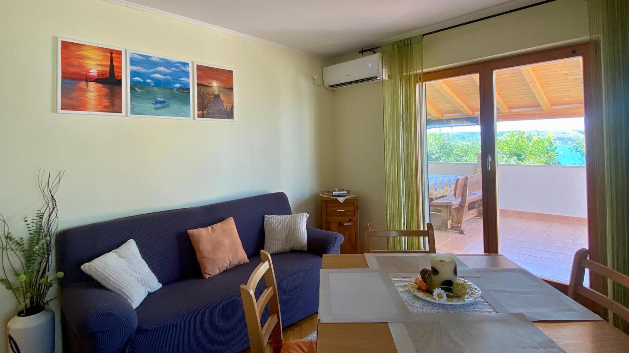 Apartments 4Mios Razanac Ngoại thất bức ảnh