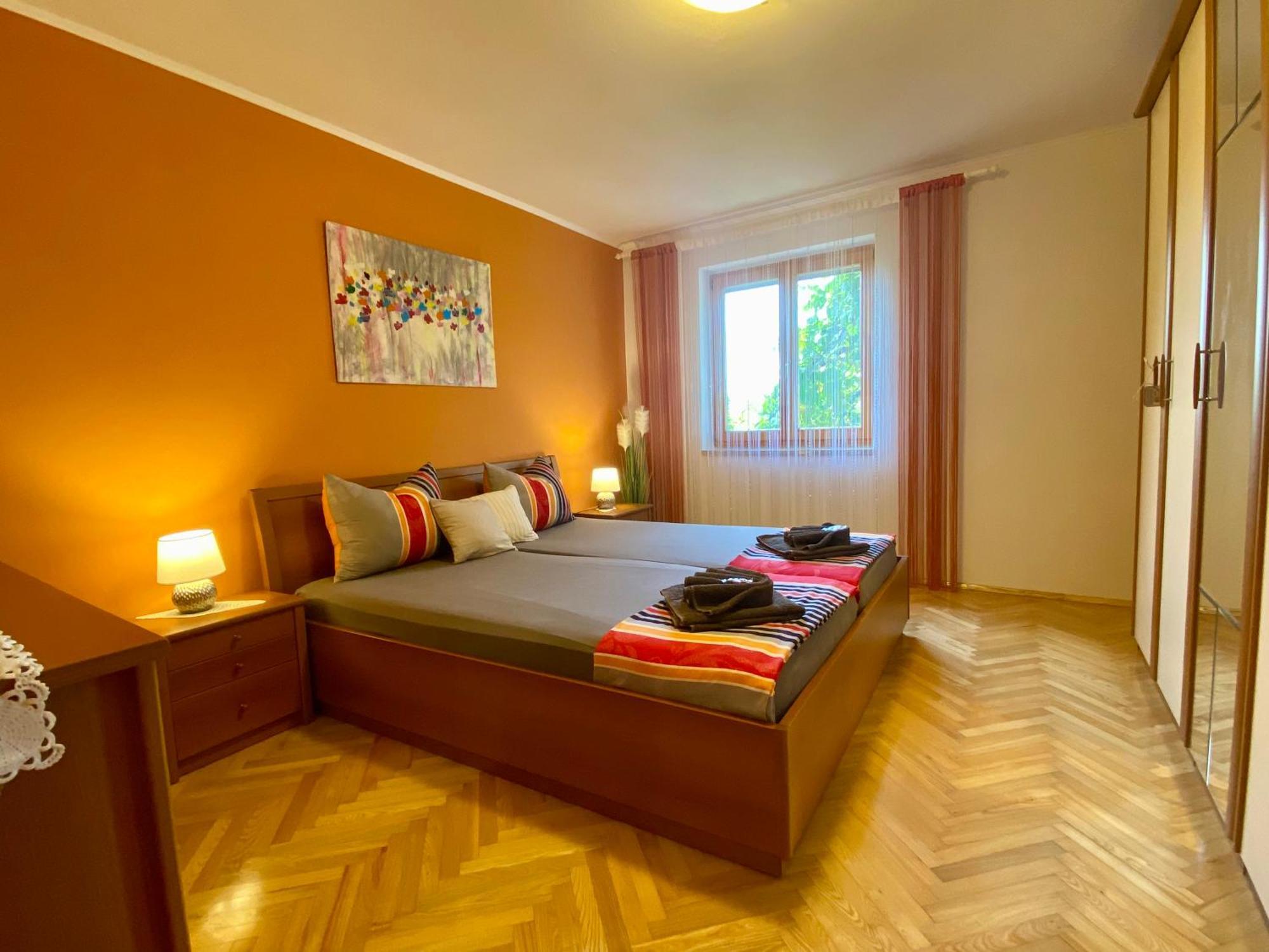 Apartments 4Mios Razanac Ngoại thất bức ảnh